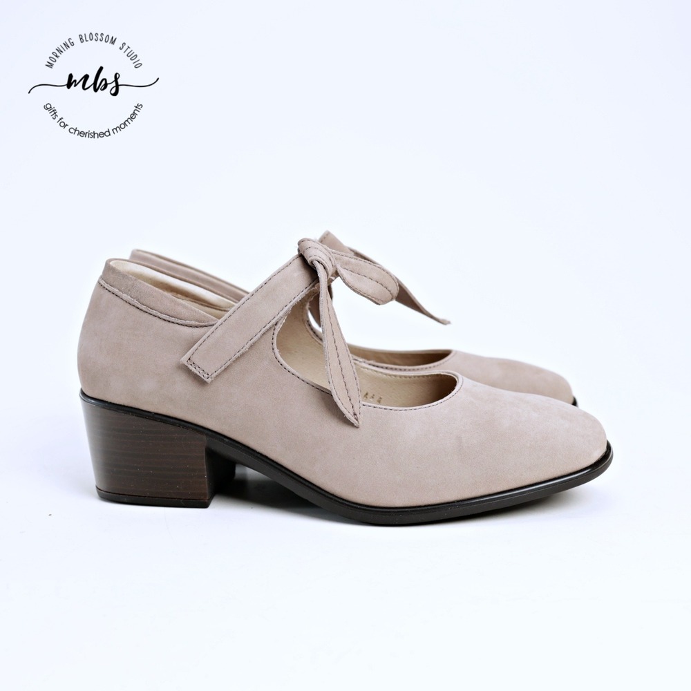 NIB Naot Nobility Mary Jane Crinkle Patent Leather Orthopedic Tan Women 40